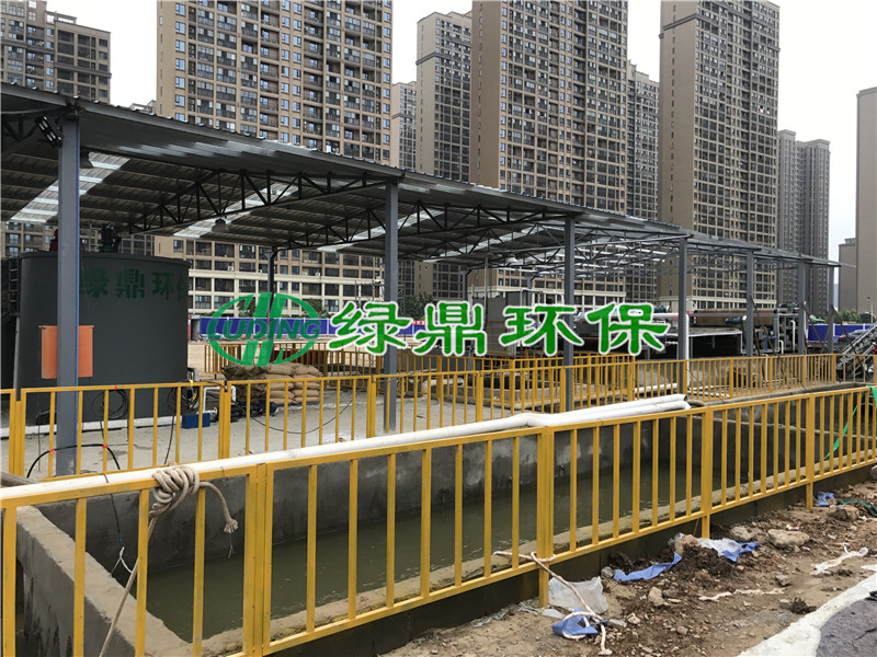 带式压滤机清理河道淤泥，龙阳湖清淤工程一期工程 10